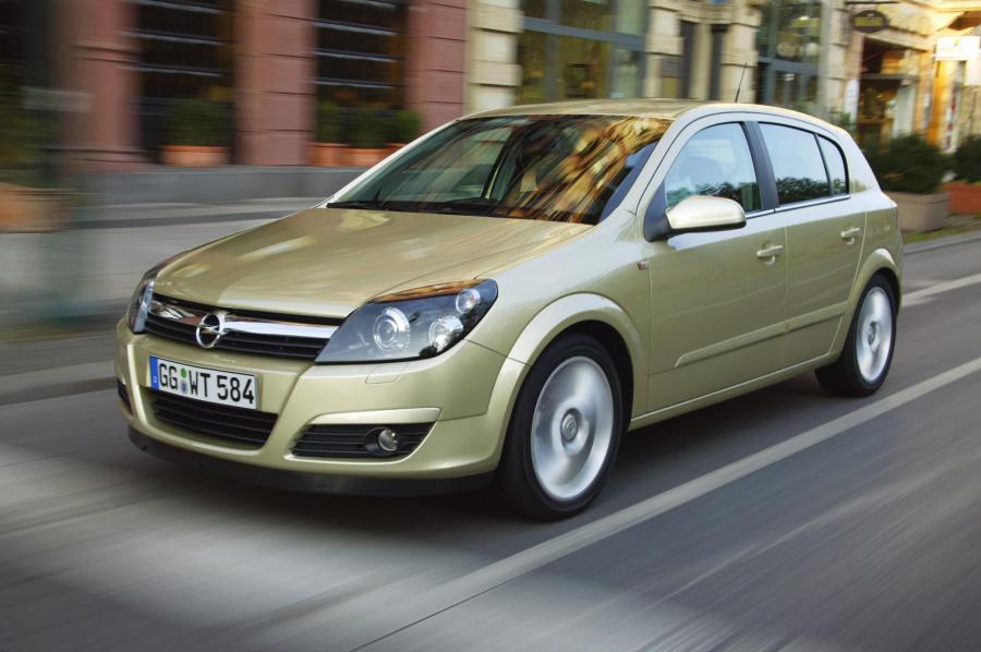  Opel Astra 2005 года  (фото 26 из 141)